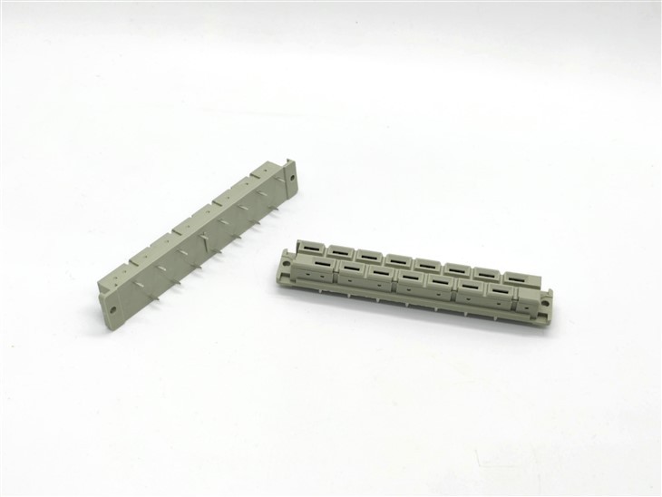 DIN41612 Verticale vrouwelijke H15 -type connectoren